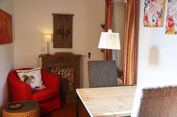Gîte pour 2 personnes, avec jardin dans Hombourg (Bleiberg)
