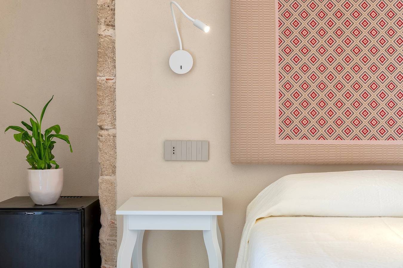 Zimmer 'Vittoria' mit Gemeinschaftspool, Wlan und Klimaanlage in Alghero, Sassari Provinz