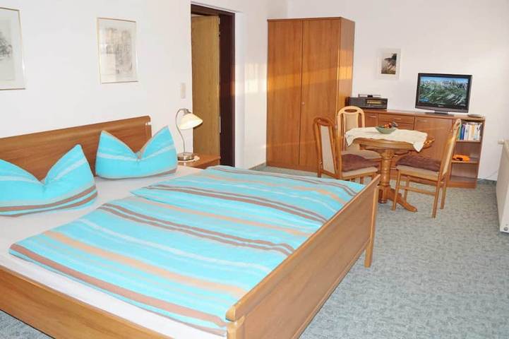 Bauernhof für 2 Personen, mit Garten und Terrasse in Alt Reddevitz