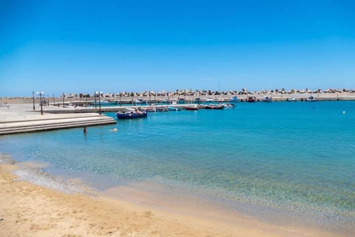 Gîte pour 8 personnes, avec balcon et vue dans Milatos Beach - 3