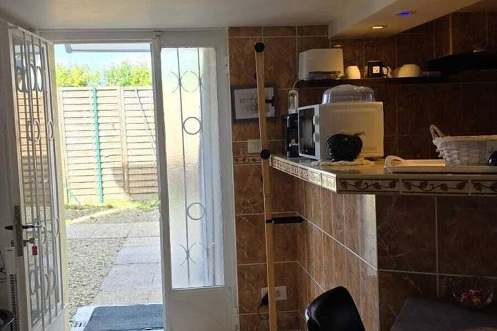 Location de vacances pour 2 personnes, avec Balcon et Piscine à La Ferté-Gaucher