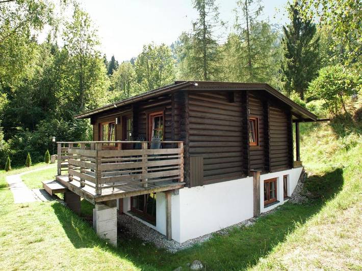 Chalet voor 4 personen, met terras en tuin, met huisdier in Brixental