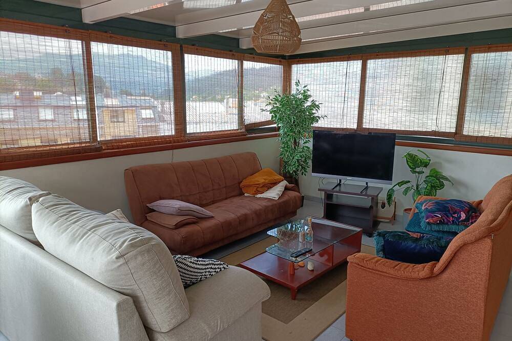 Entire apartment, Apartment with terrace in Rías Altas in Ortigueira, Galician Coast