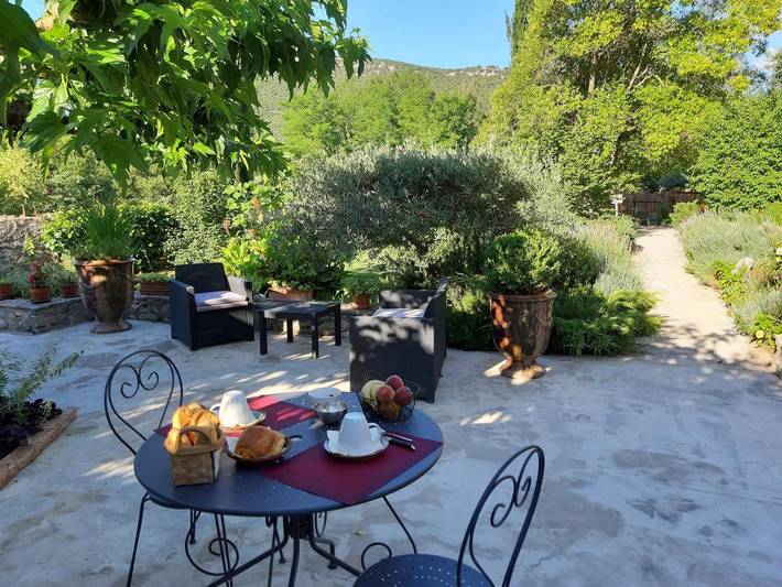Gîte pour 5 personnes, avec jardin et terrasse ainsi que piscine et vue à Sauve - 2