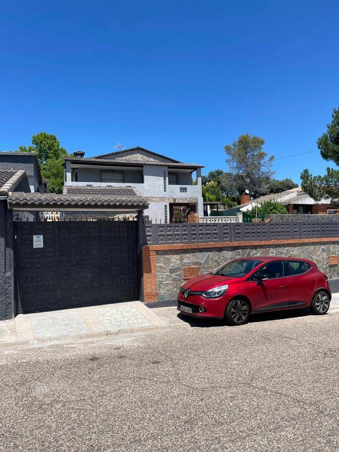 Chalet para 2 personas, con Balcón y Terraza además de Jacuzzi y Jardín en Provincia de Toledo - 2