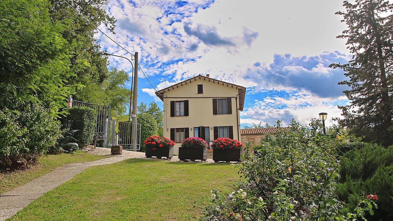 Ganze Ferienwohnung, Ferienwohnung für 3 Personen (35 m²) in Arcevia in Arcevia, Ancona Provinz