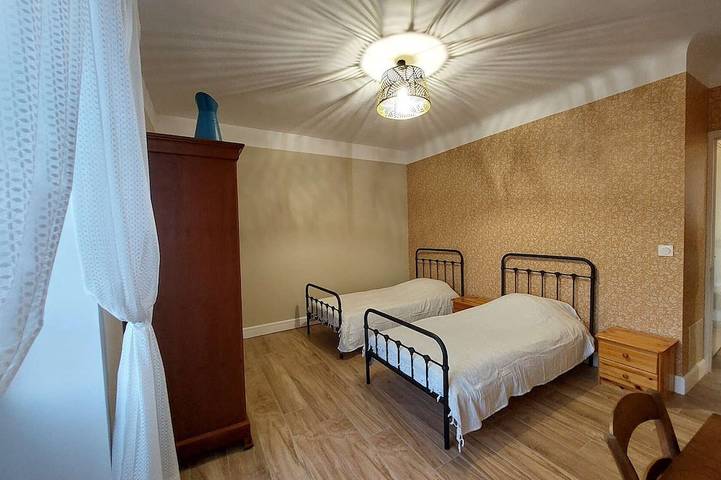 Location de vacances pour 14 personnes, avec jardin à Sainte-Mondane - 4