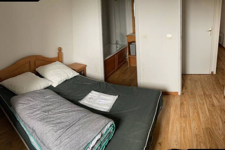 Chalet pour 8 personnes, avec balcon et piscine, animaux acceptés dans Super Besse - 3
