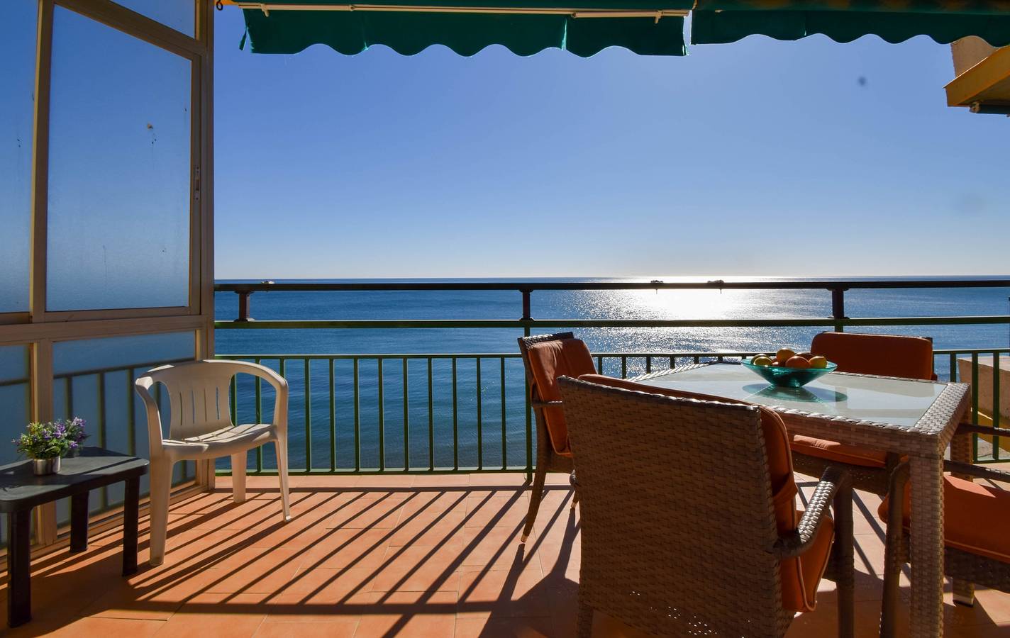 Hel lägenhet, Lägenhet för 4 Personer med terass in Fuengirola, Costa del Sol