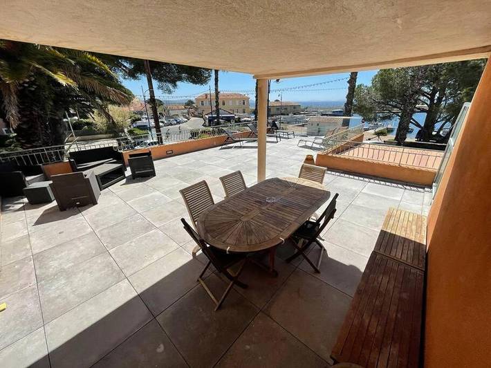 Gîte pour 6 personnes, avec vue et terrasse, animaux acceptés dans Plage des Salins (Hyeres) - 3