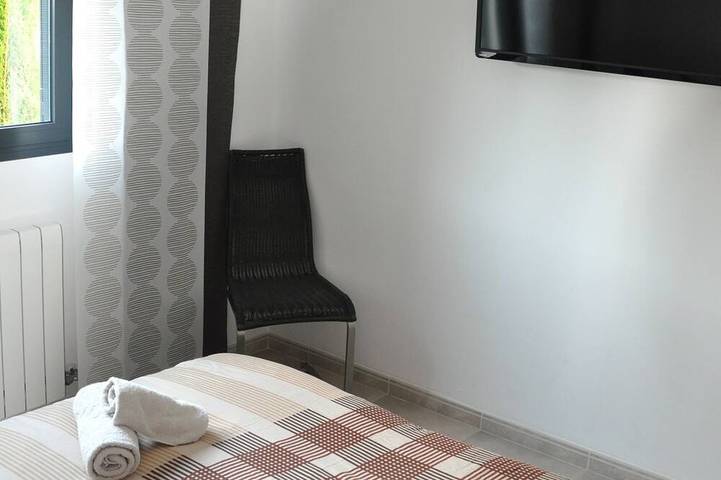 Moderner Bungalow mit beheiztem Pool, 50m vom Meer - Whirlpool - in Cala Pi, Llucmajor