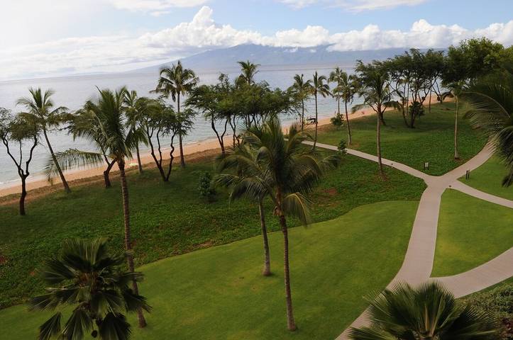 Hotel for 8 people, with pool and hot tub as well as sauna and garden in the USA