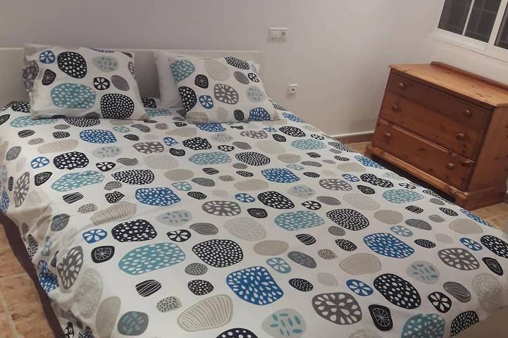 Location de vacances pour 8 personnes, avec jardin ainsi que piscine et jacuzzi à Fortuna - 2