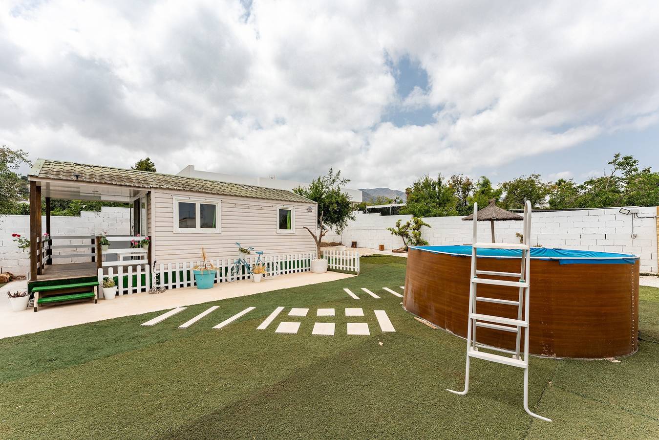 Bungalow "Villa Aleo Solo Familias" avec vue sur la montagne, Wi-Fi et climatisation in Pinos de Alhaurín, Alhaurín de la Torre