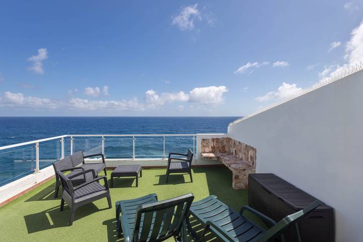 Ganzes Studio, PentHouse Loft - Terrace & Natural Pool in Playa Punta del Clavo (Gáldar), Gáldar