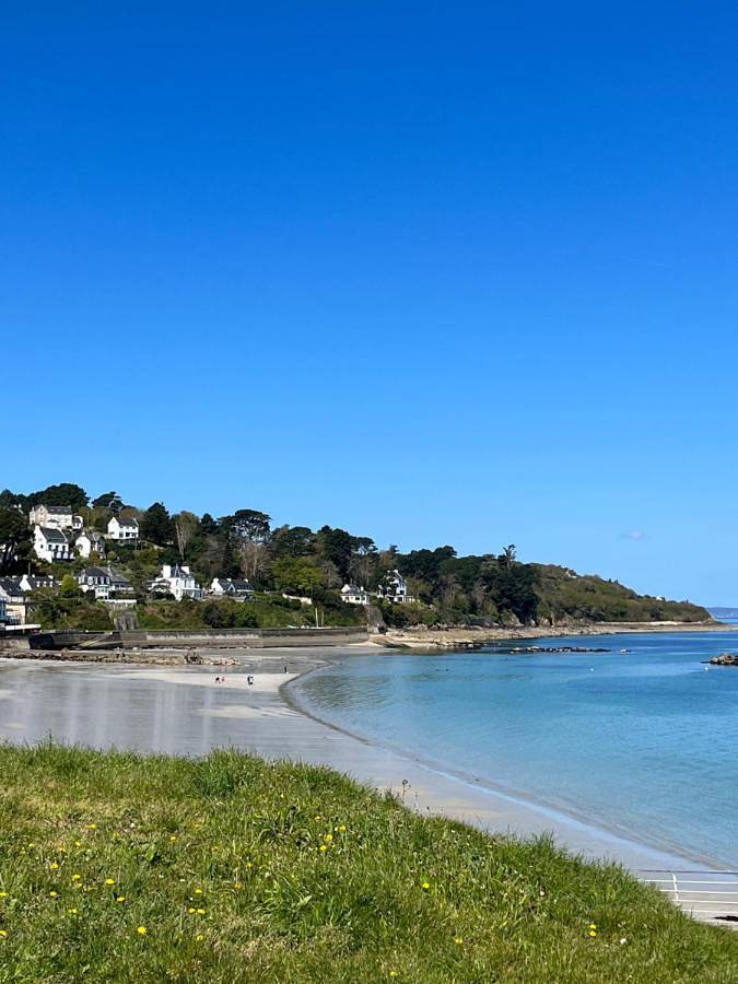 Appartement entier, Two-Bedroom House in Douarnenez, Région de Quimper
