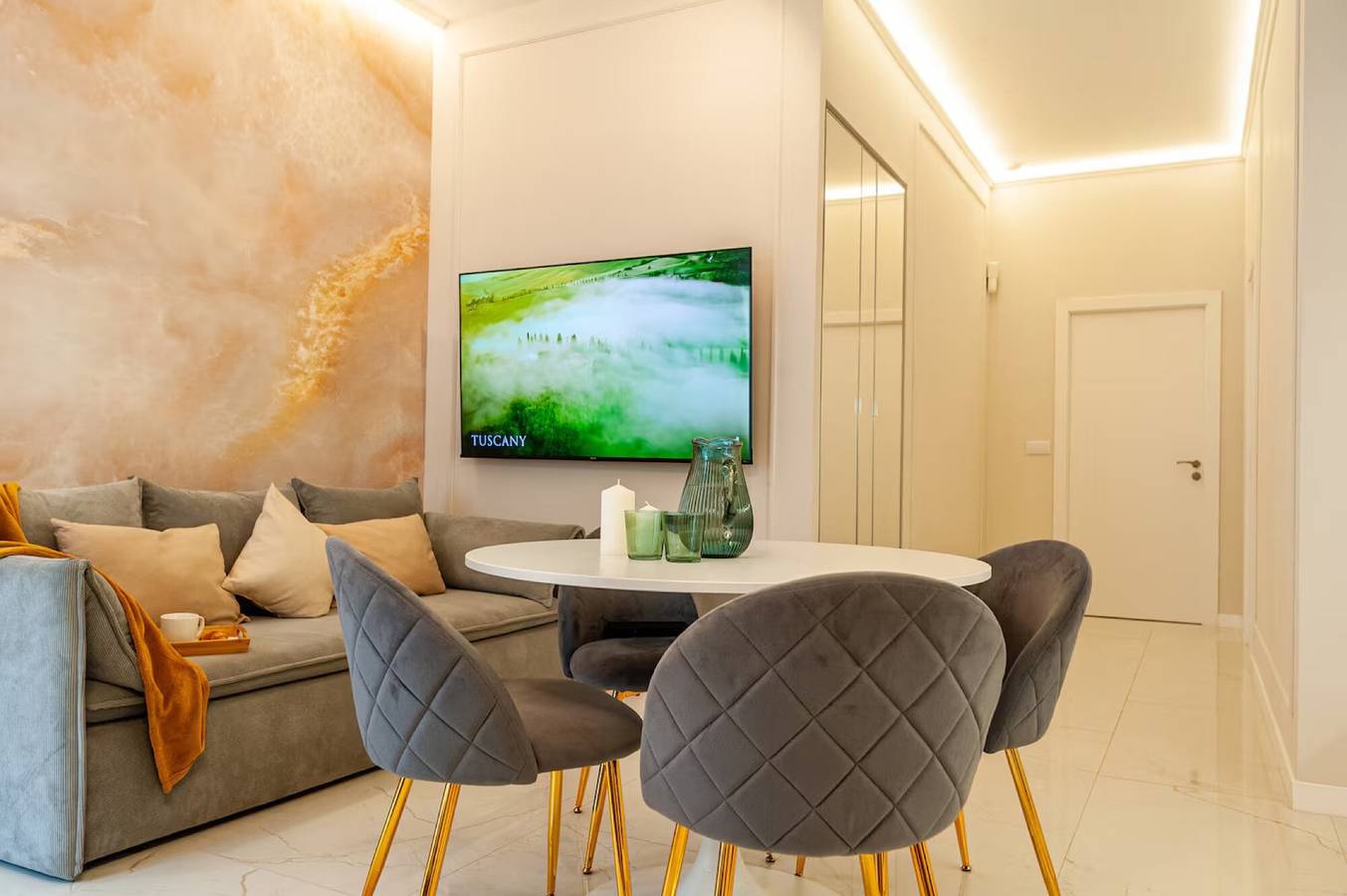 Apartamento inteiro, Apartamento 'Era Deluxe Perto da Praia' com Wi-Fi e Ar Condicionado in Camins al Grau, Valência