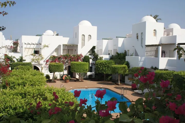 Apartamento de vacaciones para 10 personas, con terraza además de jardín y piscina, Se admiten mascotas - 1