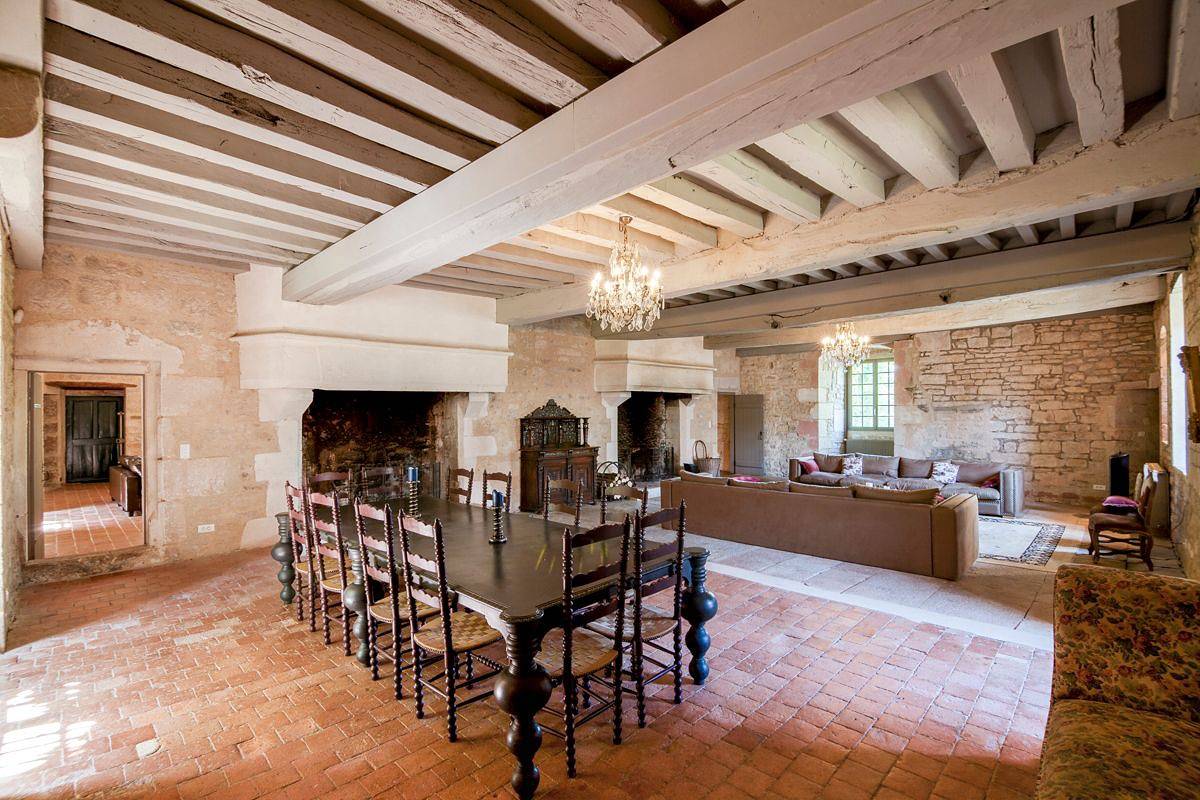 Château pour 14 personnes avec piscine in Châtel-Gérard, Arrondissement d'Avallon