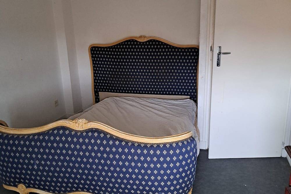 Entire apartment, Duplex with panoramic view of Saintes in Saintes, Saintes region