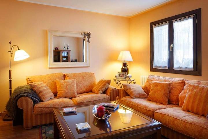 Location de vacances pour 10 personnes, avec piscine et jardin à Benasque - 4