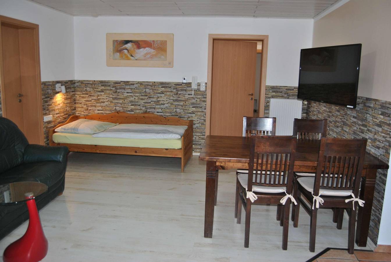 Ganze Ferienwohnung, Apartments Hanna Bimbach in Großenlüder, Rhön-Hessen