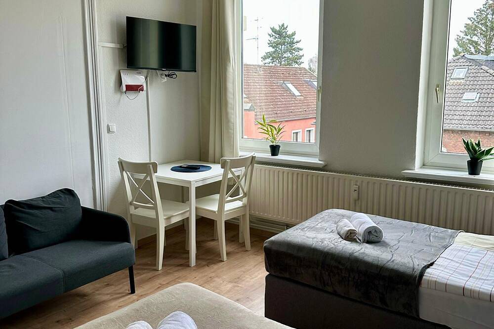 Kieler Straße 73 W3 - 3 Schlafzimmer mit 2 Bädern in Neumünster, Schleswig-Holstein Binnenland