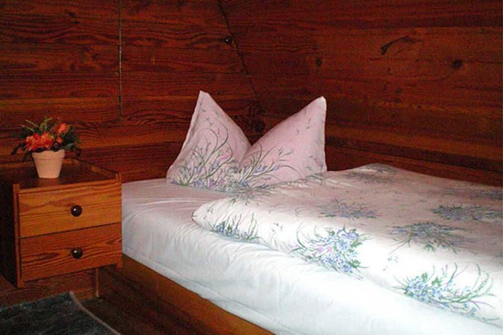 Ganze Wohnung, 4. Ferienhaus - Finnhaussiedlung Am Garder See in Garden (Lohmen), Lohmen