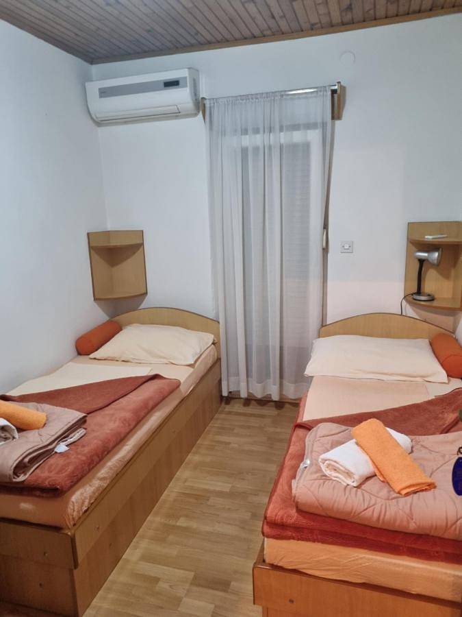 Maison d’hôte pour 3 personnes, avec terrasse dans Međugorje - 3