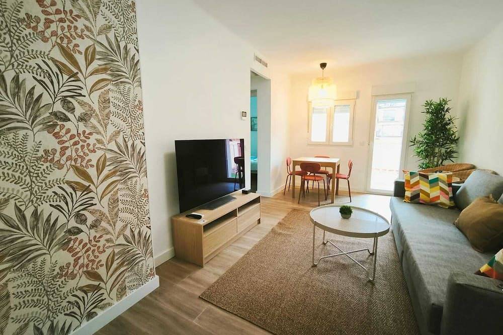 Entire apartment, Puerta De Madrid Apartment. 2 in Alcalá de Henares, Madrid Province