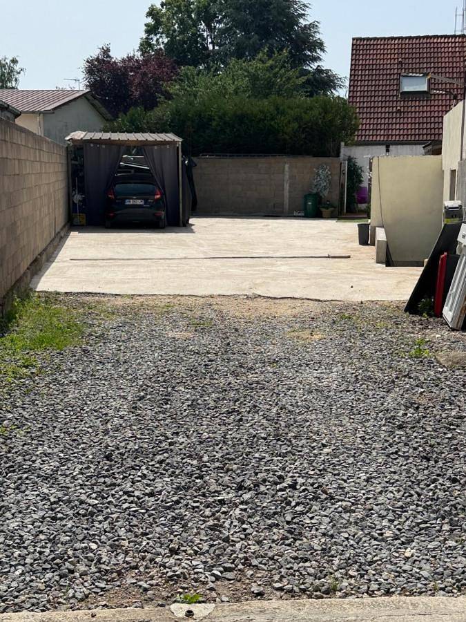 Two-Bedroom House in Florange, Moselle