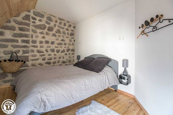 Location de vacances pour 4 personnes, avec balcon dans Office De Tourisme Besse - 2