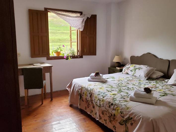 Casa rural para 7 personas, con vistas y jardín, Se admiten mascotas en Rionansa - 2