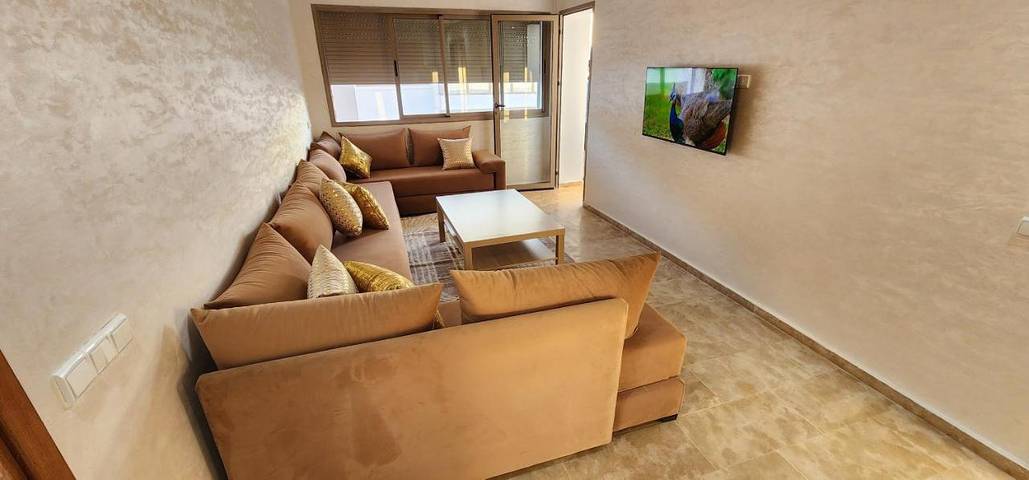 Gîte pour 9 personnes, avec balcon ainsi que piscine et vue dans Mansouria - 3