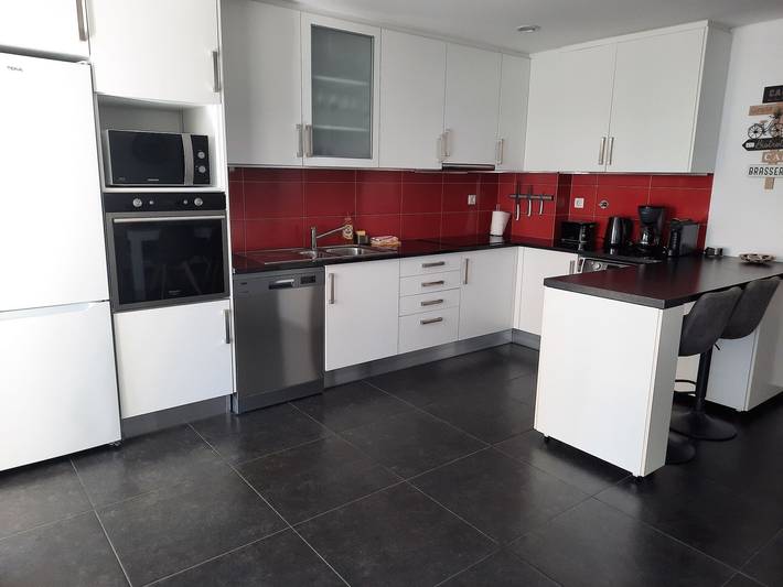 Entire apartment, Holiday Apartment 'Cantinho Do Amparo' with Balcony, Wi-Fi and Air Conditioning in Praia da Rocha, Portimão
