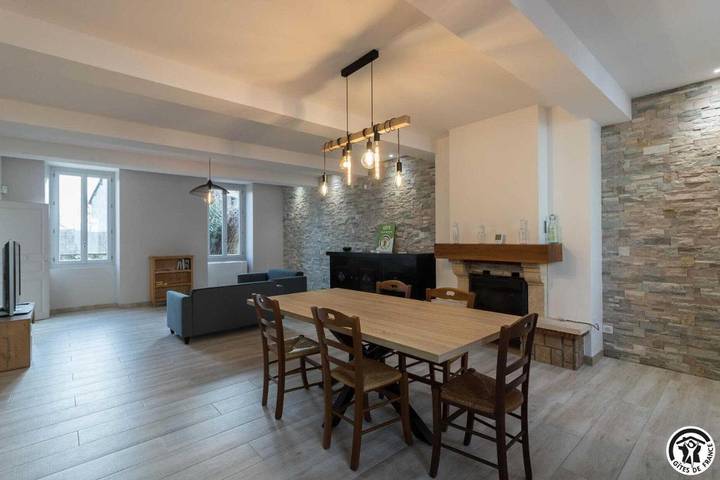 Location de vacances pour 8 personnes, avec jardin à Calmont - 2