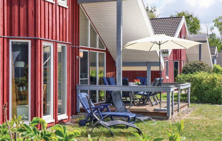 Modernes Strandapartment mit Parkplatz & WiFi, 2,5km vom Strand entfernt in Rechlin, Müritz