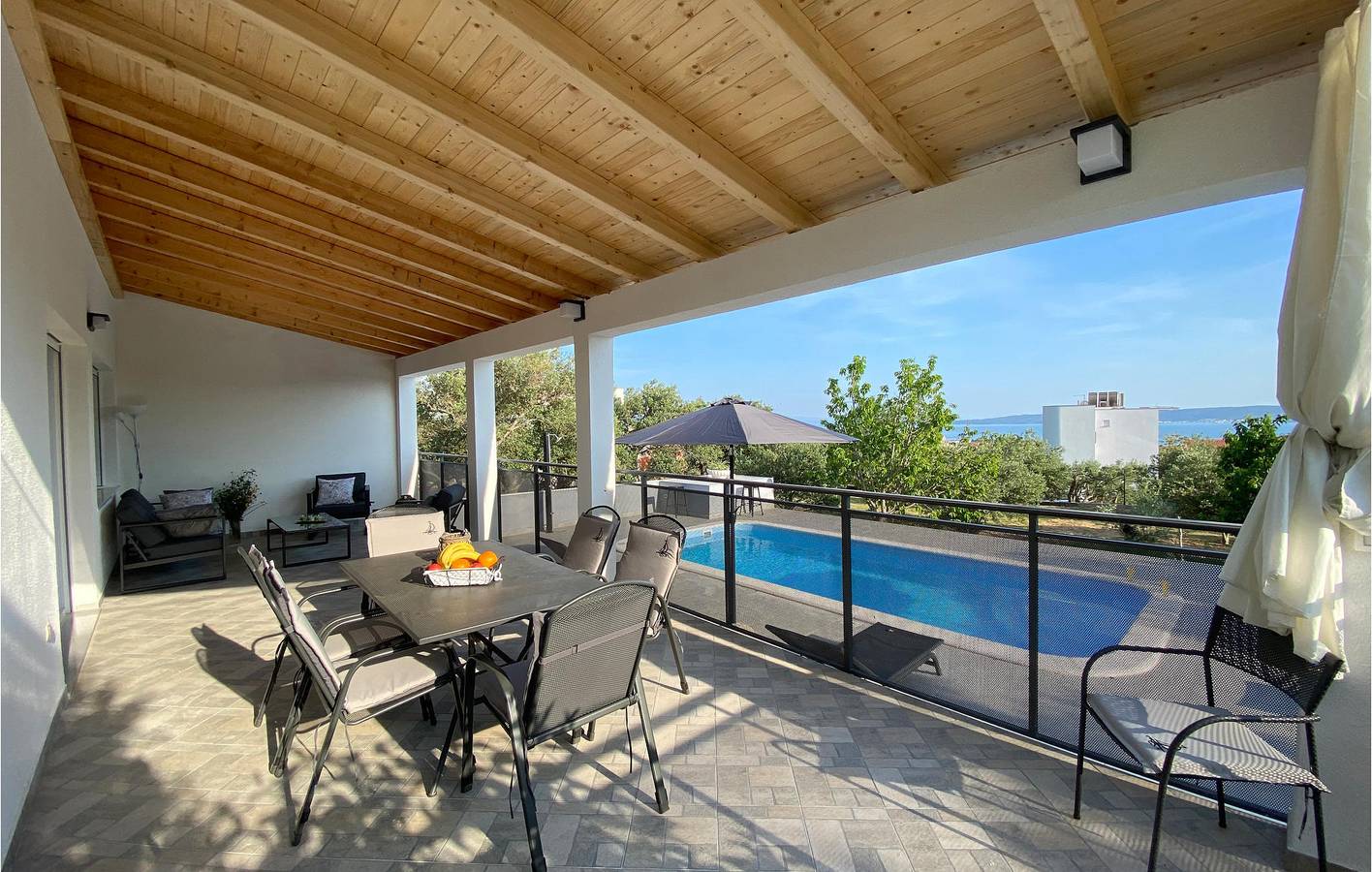 Ferienhaus für 6 Personen mit Terrasse in Kastel Stari, Kaštela