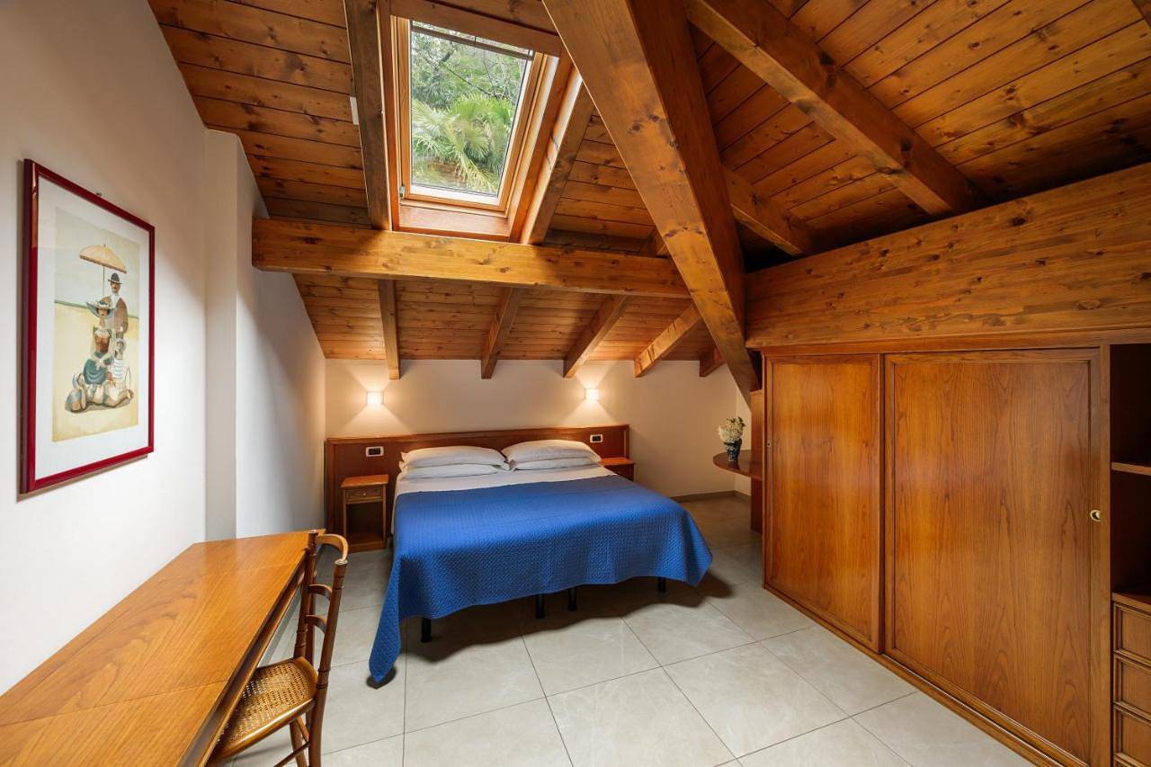 Residence L'Ulivo - Apartments in the city Center, with Fitness, Squash & Private Parking in Bellagio, Région de Bellagio