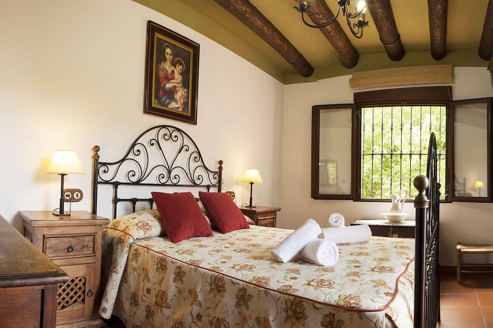 House / Villa - Carcabuey in Carcabuey, Sierras Subbéticas