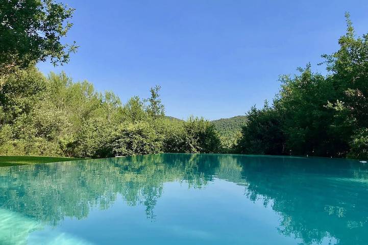 Maison de vacances pour 12 personnes, avec jardin à Rognes