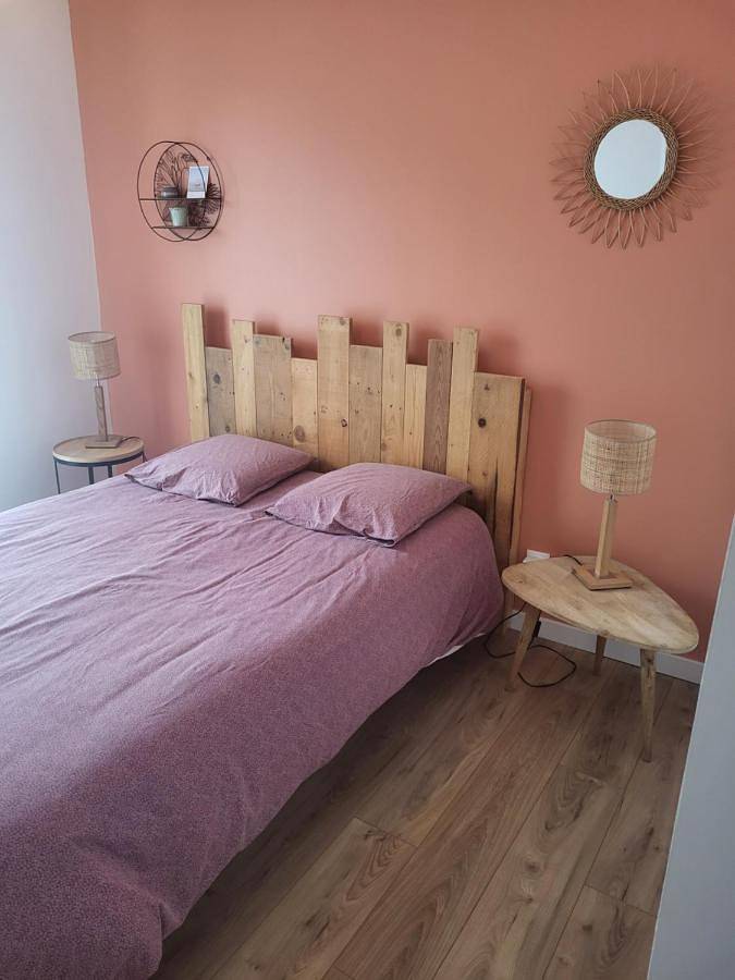 Location de vacances pour 2 personnes, avec jardin et vue à Saint-Georges-du-Bois (Sarthe) - 2