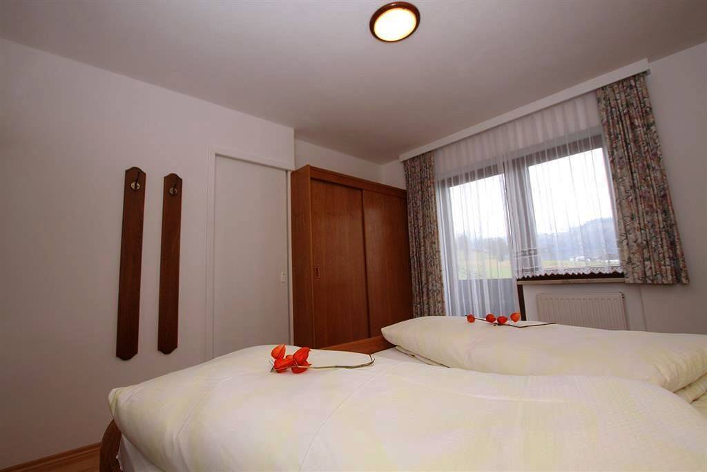 Ganze Ferienwohnung, Zahmer Kaiser/1 Schlafraum/Dusche/Wc,Tv,Balk in Schwendt, Kaiserwinkl