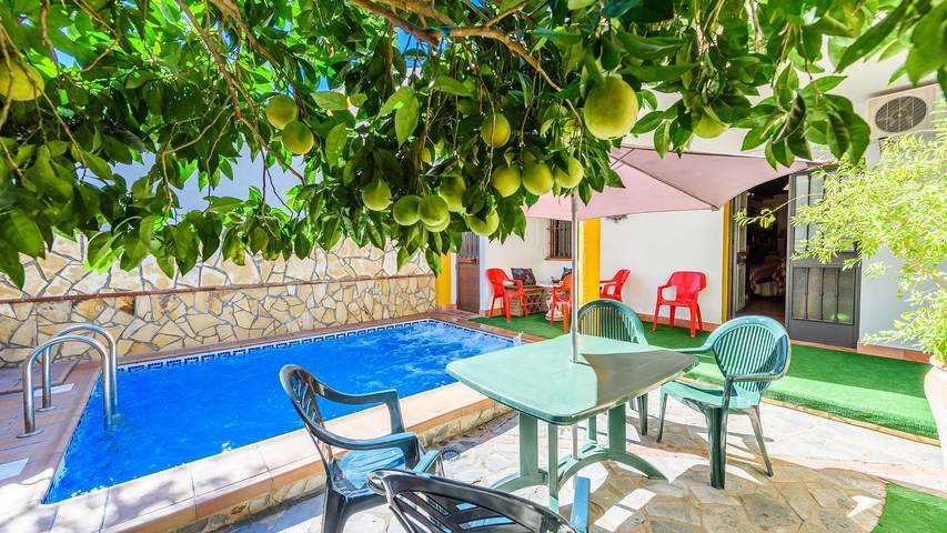 Casa de vacaciones para 6 personas, con Balcón/Terraza además de Jacuzzi y Piscina en El Bosque