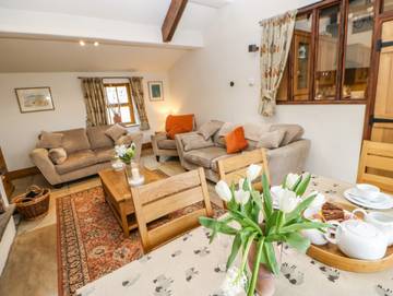 Log Cabin for 6 People in North Yorkshire, Yorkshire, Photo 3