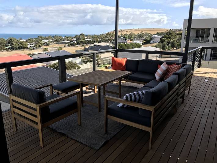 Holiday home for 18 people, with garden and hot tub in Carrickalinga