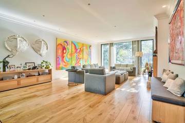 Location de vacances pour 12 personnes, avec jardin dans Hippodrome de Longchamp