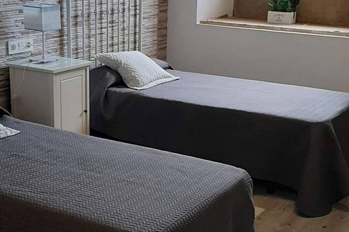 Appartement entier, Perfect getaway in a typical Asturian house with sea views, garden and parking. in Colunga, Côte Cantabrique