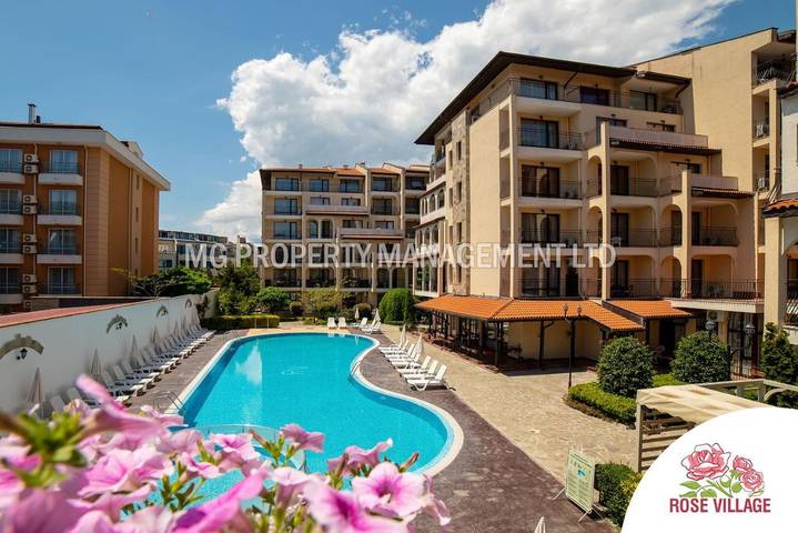 Apartahotel para 2 personas, con jardín además de piscina para niños y piscina en Sunny Beach