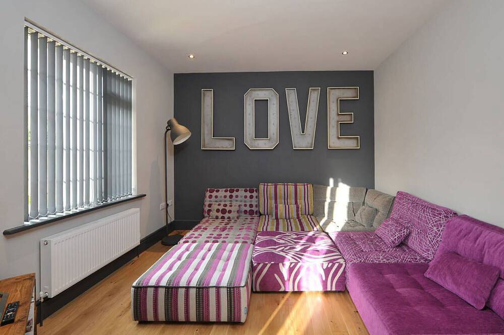 Neu renoviertes 4 Schlafzimmer Einfamilienhaus in Bath, Bath & Nord Ost Somerset